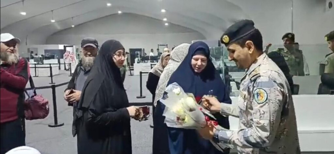 حرس الحدود يواصل تأمين وتسهيل وصول ضيوف الرحمن القادمين إلى المملكة لأداء حج 1445هـ