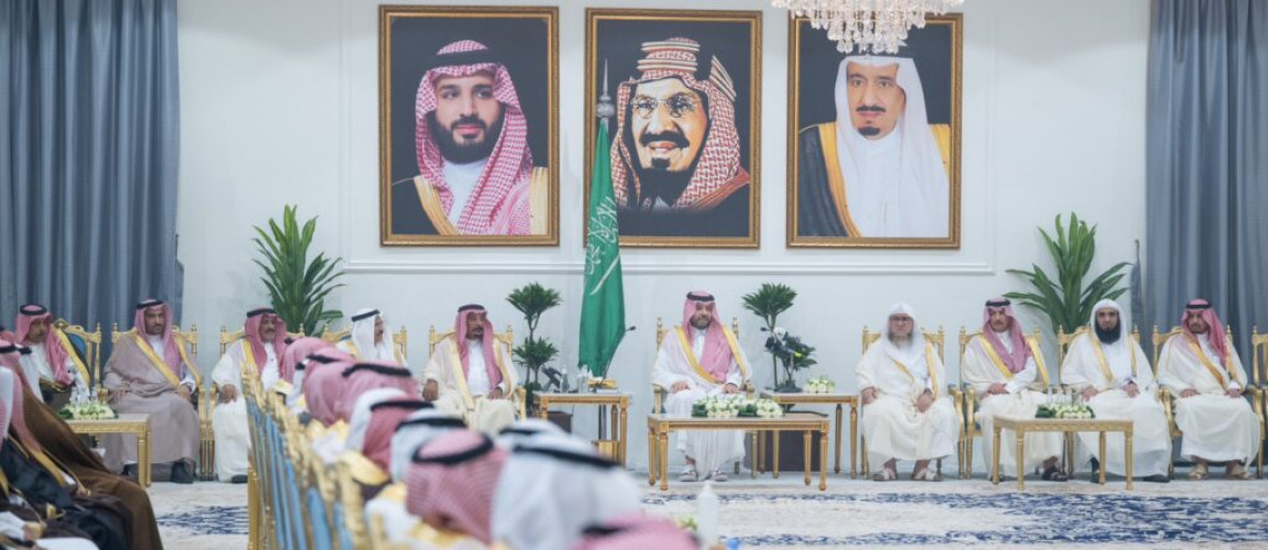 الأمير فيصل بن خالد بن سلطان يستقبل المهنئين بعيد الأضحى