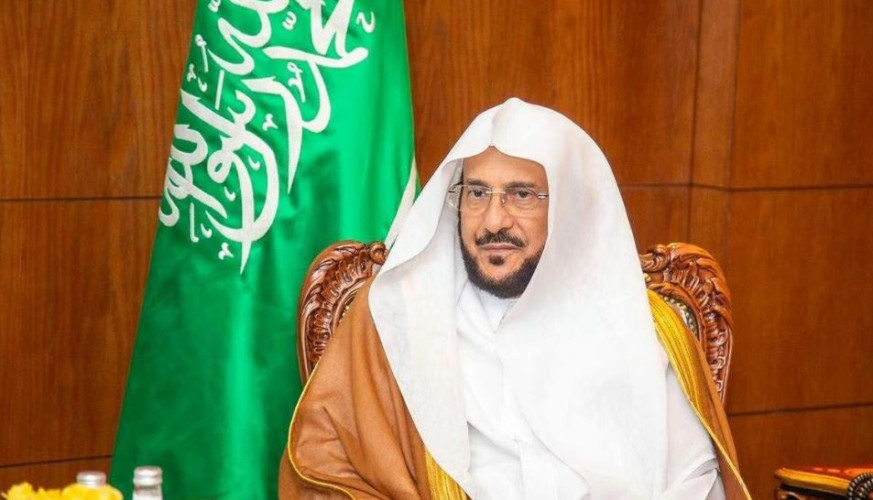 وزير الشؤون الإسلامية يهنئ القيادة بنجاح موسم الحج