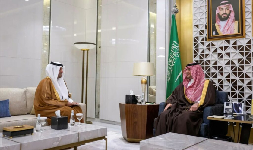 الأمير عبدالعزيز بن سعود يستقبل سفير دولة قطر لدى المملكة