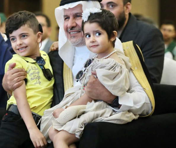 الدكتور الربيعة يدشن أكبر حدث إنساني تطوعي لزراعة القوقعة والتأهيل السمعي حول العالم وستة برامج تطوعية أخرى لمتضرري الزلزال في سوريا وتركيا