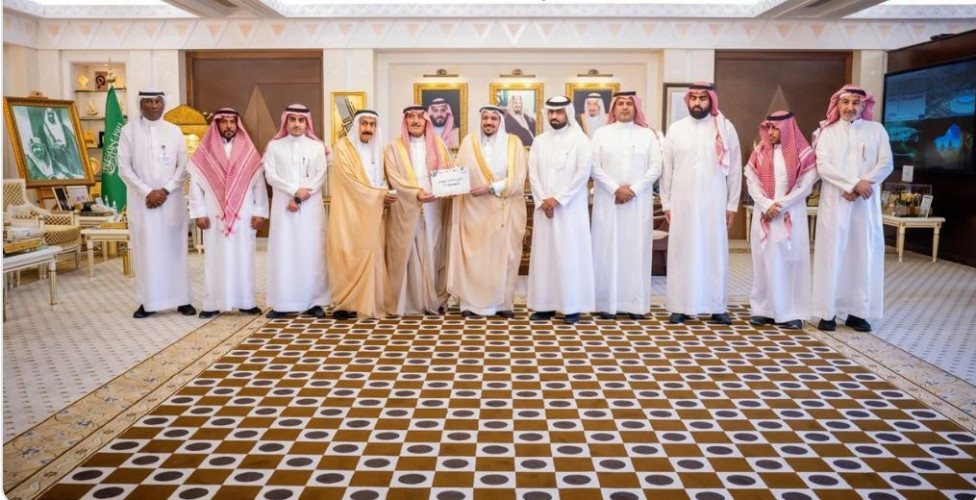 أمير القصيم يتسلم تقرير “أضحيتي”.. 133 ألف أضحية في 10 أيام عبر 37 مسلخاً ثابتاً ومتنقلاً