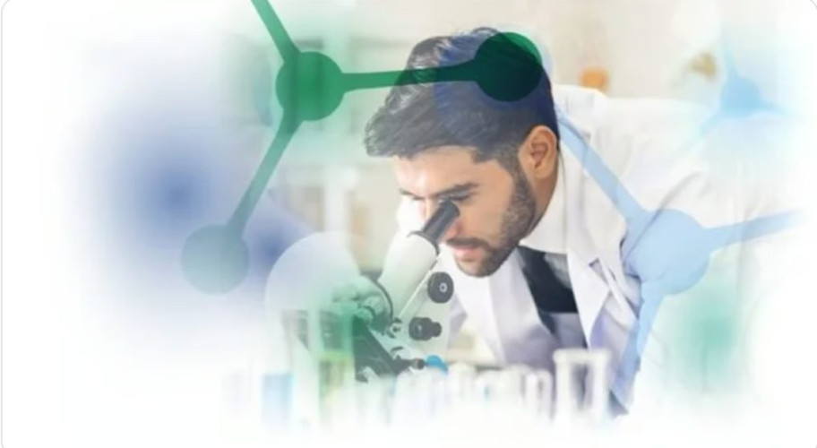 تحدثوا عن بداية شغفهم.. مواهب وطنية ضمن اللجان العلمية لأولمبياد الكيمياء 2024