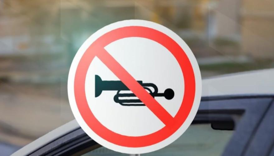 هيئة الطرق: لا تستخدم منبه المركبة قرب أماكن تتطلب الهدوء