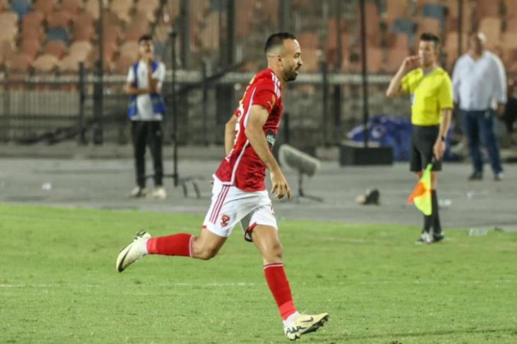 “قاضية” أفشة تقهر عناد سموحة وتتوج الأهلي المصري بطلا للدورى للمرة 44