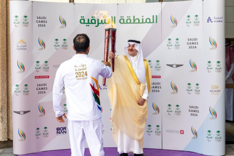 “أمير الشرقية”….يتسلم شعلة دورة الألعاب السعودية 2024