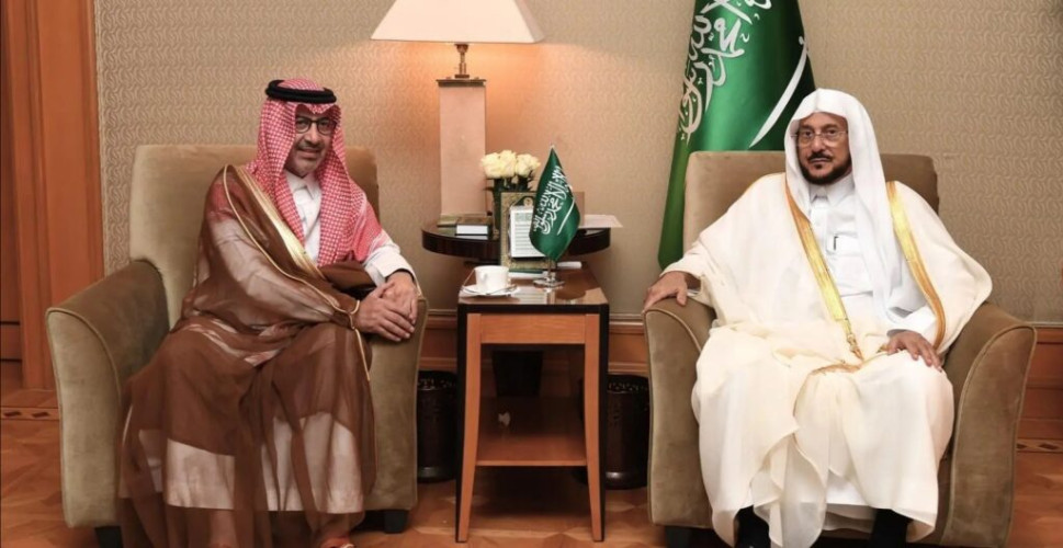وزير الشؤون الإسلامية يلتقي سفير المملكة لدى مصر