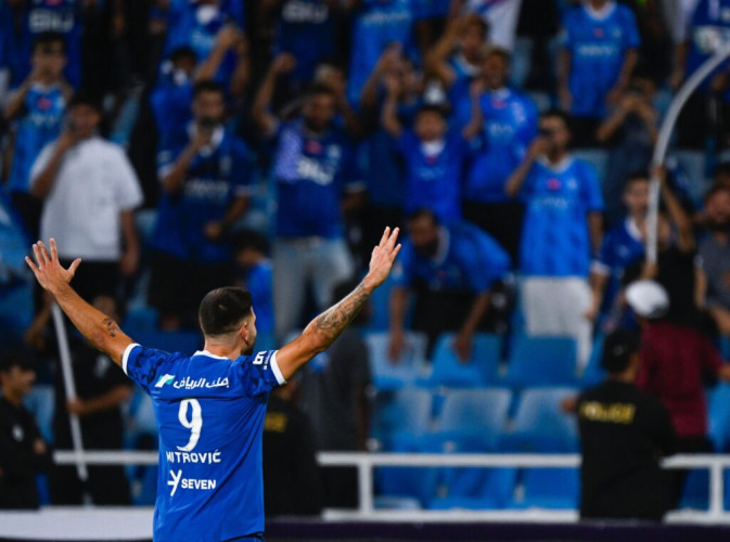 بثلاثة أهداف مقابل هدفين الهلال يكسب نقاط ضمك ضمن منافسات الجولة الثانية من الدوري السعودي للمحترفين