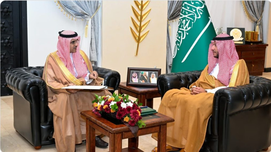 محافظ الطائف يطّلع على جاهزية مدارس المحافظة ويؤكّد أهمية تحسين البيئة التعليمية