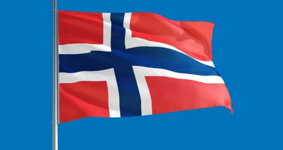 النرويج تضطر لإغلاق مكاتب بعثتها الدبلوماسية في “رام الله”: دعمنا لفلسطين مستمر