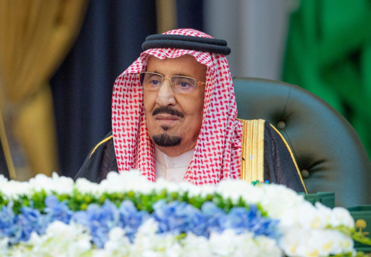 خادم الحرمين الشريفين يرأس جلسة مجلس الوزراء