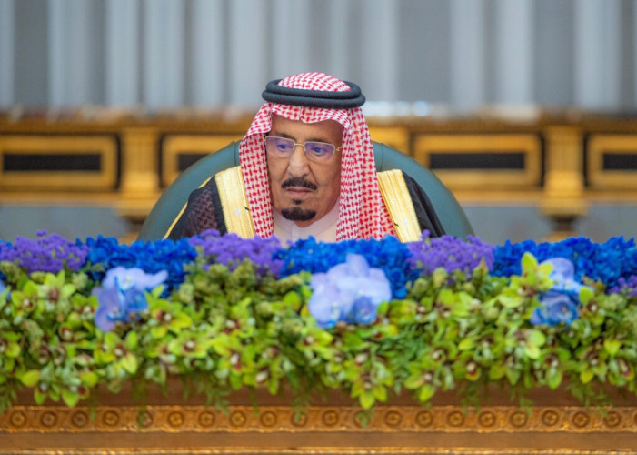 خادم الحرمين الشريفين يرأس جلسة مجلس الوزراء