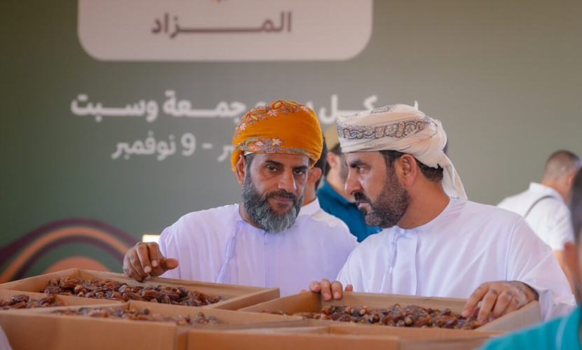 *مزاد تمور العلا يواصل فعالياته في أسبوعه الثالث*