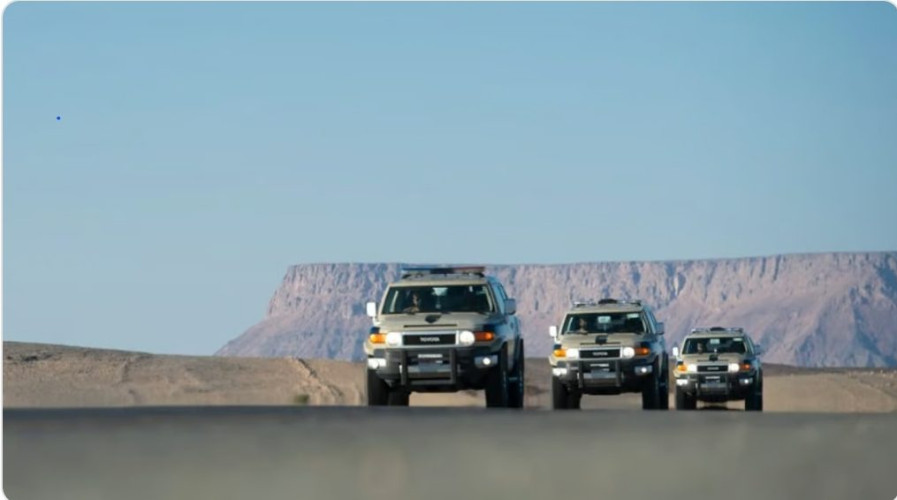 “دوريات المجاهدين” بجدة تقبض على مقيمَيْن لترويجهما مادتَي الحشيش والإمفيتامين المخدرتين