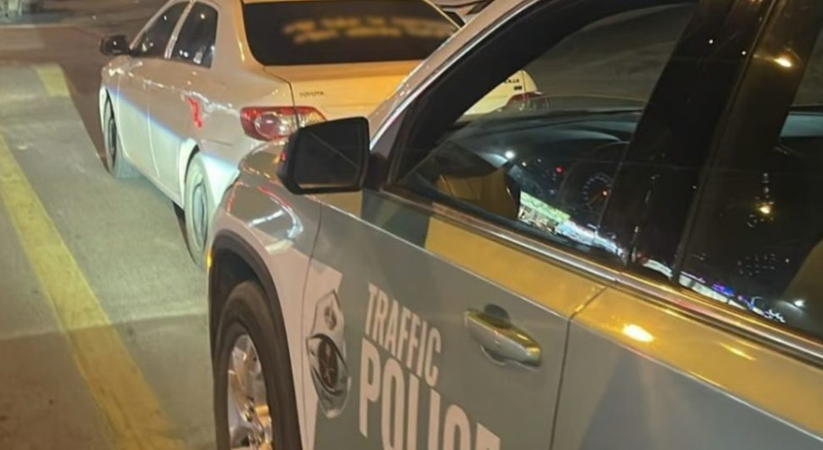 “مرور الرياض” يضبط قائد مركبة ظهر في محتوى مرئي يرتكب مخالفة التفحيط