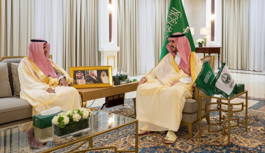 أمير منطقة الجوف يستقبل مدير عام فرع وزارة البيئة والمياه والزراعة بالمنطقة