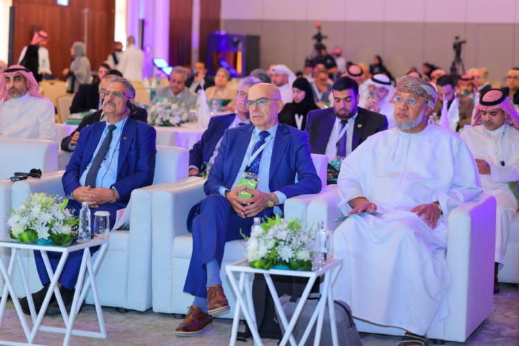 وقاء يعقد الاجتماع الختامي للبرنامج الإقليمي لمكافحة سوسة النخيل الحمراء بجدة