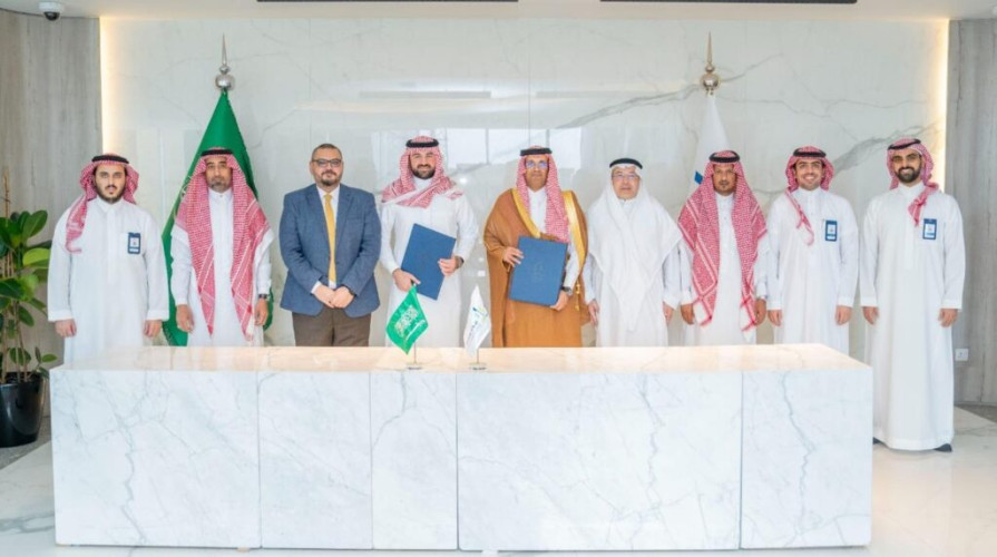 بقدرة إنتاجية 5 جيجاوات سنوياً: تكنولوجيات الصحراء تعتزم إنشاء واحدًا من أكبر مصانع الألواح والخلايا الشمسية في المملكة.