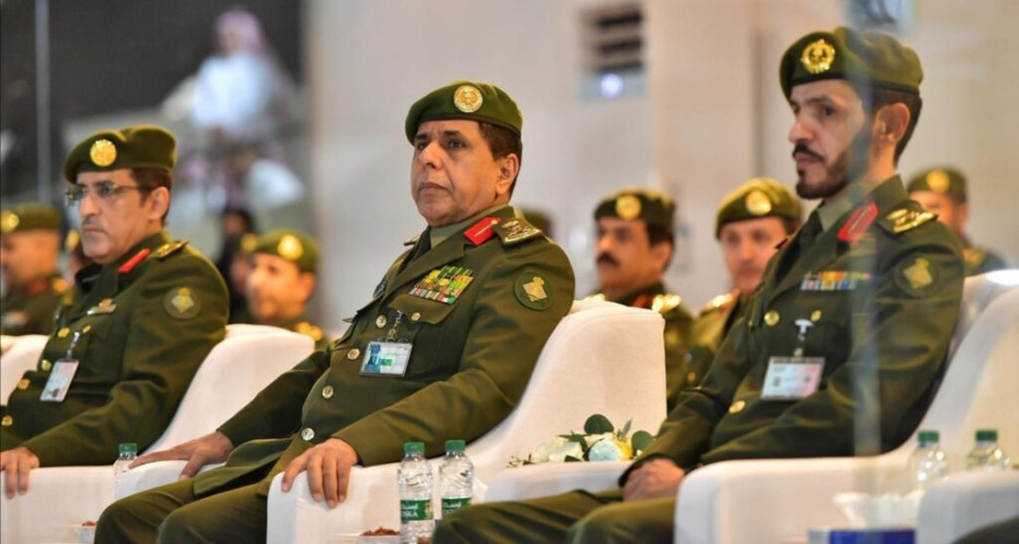 تحت رعاية الأمير عبدالعزيز بن سعود .. مدير عام الجوازات يشهد حفل تخريج (378) خريجًا من دورة الفرد الأساسي الـ (47)