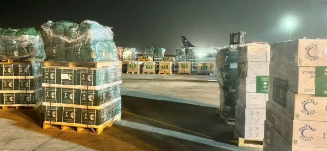مغادرة الطائرة الإغاثية الرابعة عشرة ضمن الجسر الجوي السعودي الذي يسيّره مركز الملك سلمان للإغاثة لمساعدة الشعب اللبناني