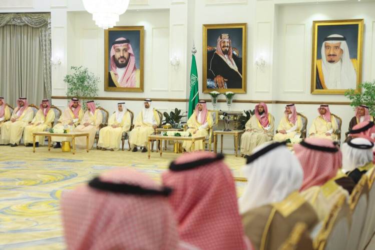 أمير الحدود الشمالية يرعى توقيع اتفاقيات تعاون بين وزارة الموارد البشرية وعدد من الجهات والهيئات والمنشآت