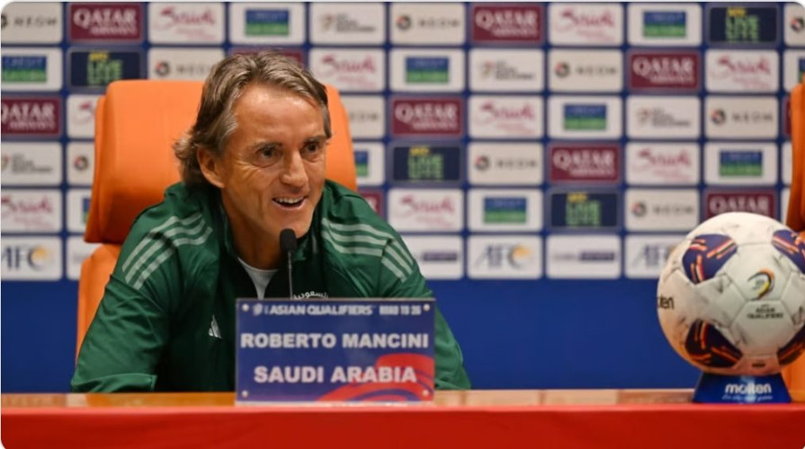 مدرب الأخضر “مانشيني” قبل مواجهة اليابان: نواجه منتخبًا صعبًا.. وقرار فني خلف استبعاد “البليهي”