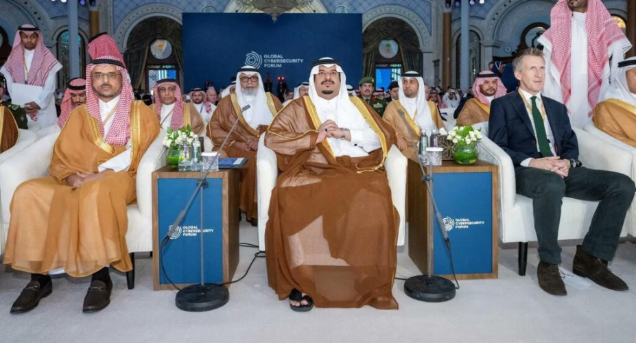 تحت رعاية خادم الحرمين الشريفين ونيابة عنه.. نائب أمير منطقة الرياض يحضر انطلاقة أعمال النسخة الرابعة للمنتدى الدولي للأمن السيبراني