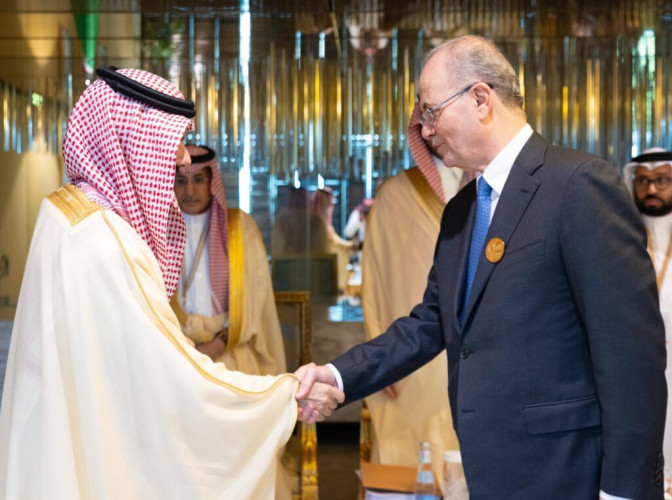 وزير الخارجية يلتقي دولة رئيس وزراء فلسطين