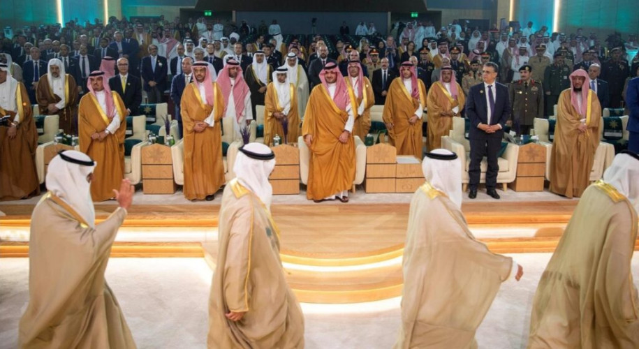 الأمير عبد العزيز بن سعود يرعى الحفل السنوي لجامعة نايف العربية للعلوم الأمنية