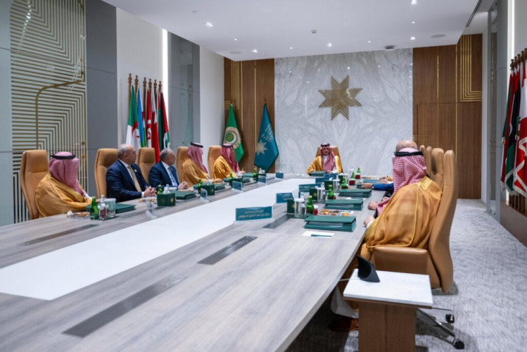 الأمير عبدالعزيز بن سعود يرأس اجتماع الدورة الخمسين للمجلس الأعلى لجامعة نايف العربية للعلوم الأمنية