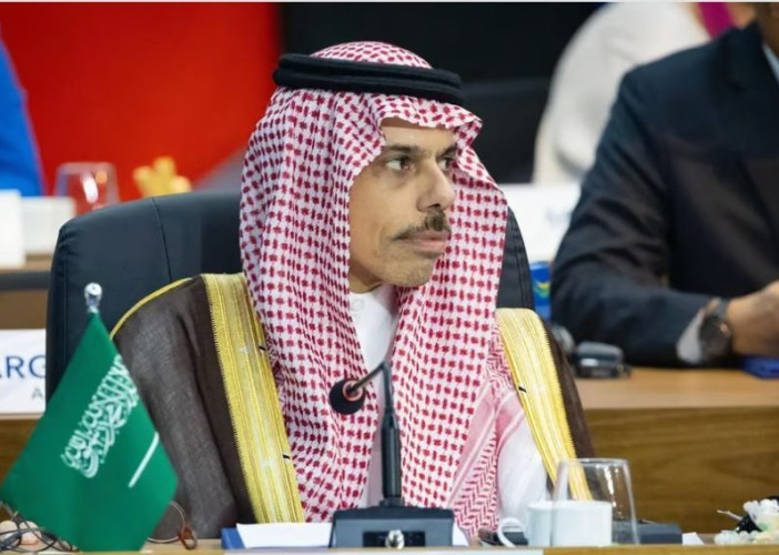 نيابةً عن سمو ولي العهد.. سمو وزير الخارجية يترأس وفد المملكة في الجلسة الأولى لقمة مجموعة العشرين ويعلن انضمام المملكة للتحالف الدولي ضد الجوع والفقر