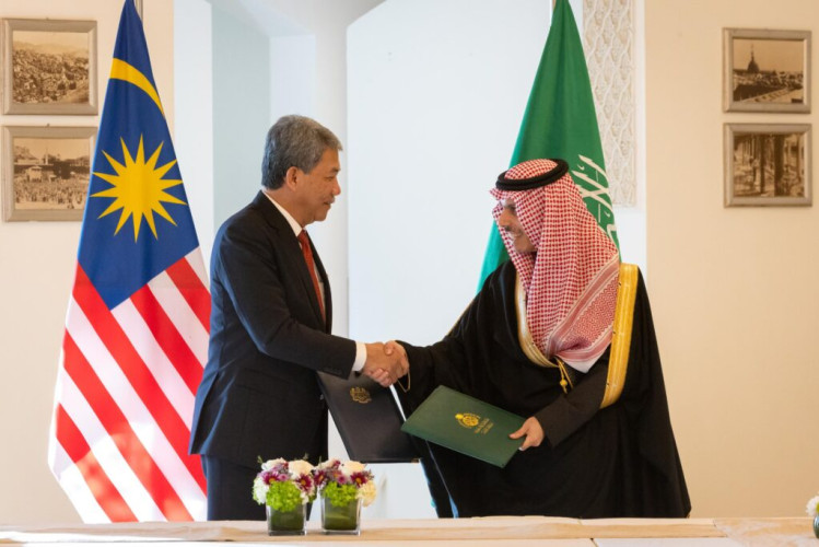 برئاسة سمو وزير الخارجية ووزير الخارجية الماليزي.. مجلس التنسيق السعودي – الماليزي يعقد اجتماعه الأول