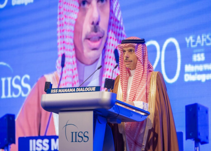 وزير الخارجية يشارك في أعمال اليوم الأول لحوار المنامة