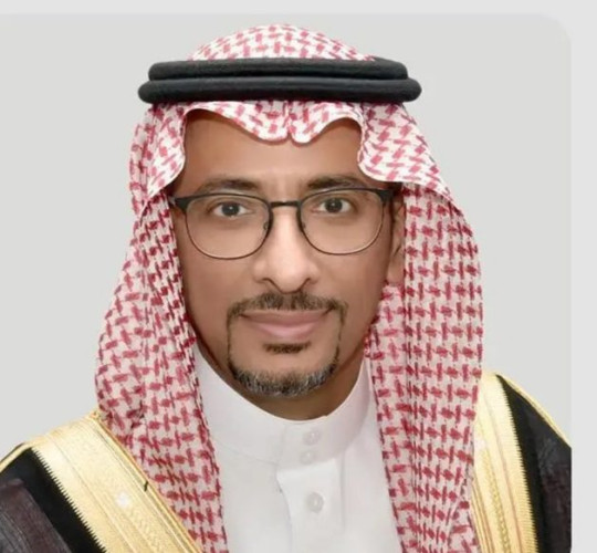 وزير الصناعة والثروة المعدنية يشكر القيادة الرشيدة على قرار مجلس الوزراء بالموافقة على الحوافز المعيارية للقطاع الصناعي