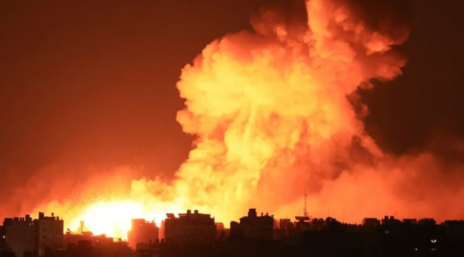 استشهاد 10 فلسطينيين في قصف للاحتلال الإسرائيلي على منزل شمال غزة