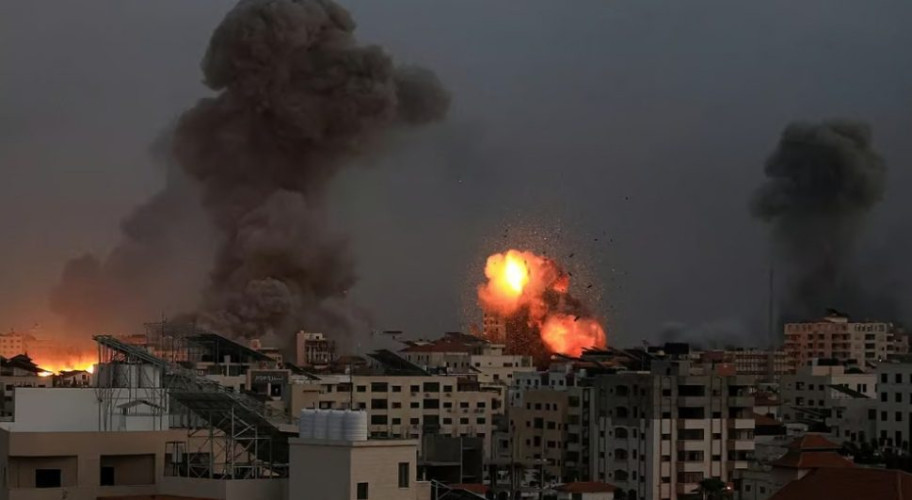 قصف جديد لقوات الاحتلال على منزلين بغزة والنصيرات يسفر عن استشهاد 27 فلسطينيًّا