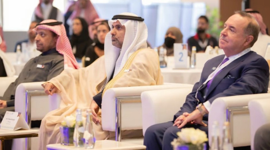 وزير الصحة يدشن عددًا من المشاريع الصحية بمحافظة العلا