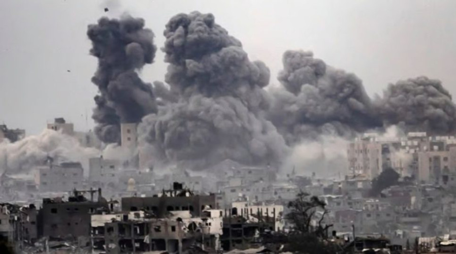 استهدف شمال ووسط القطاع.. استشهاد 12 فلسطينيًّا في قصف للاحتلال على غزة