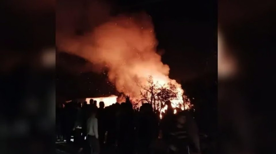 “مواصي غزة”.. مقتل 7 فلسطينيين وإصابة العشرات في استهداف الطيران الإسرائيلي خيام النازحين