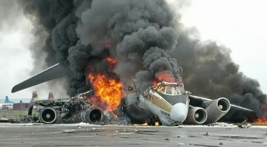 فيما يُعد الطيران الأكثر أمانًا.. كوارث الطائرات حول العالم تخيم على نهاية عام 2024م