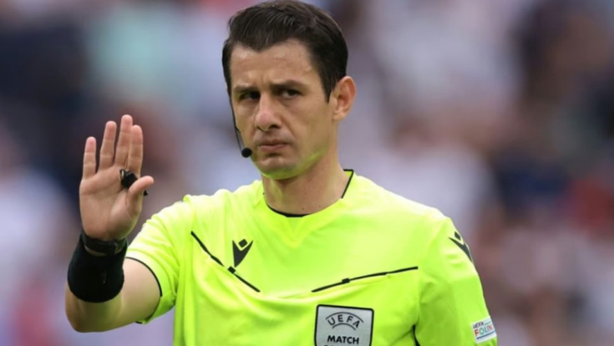 صافرة تركية تضبط قمة السعودية وعمان في نصف نهائي خليجي 26