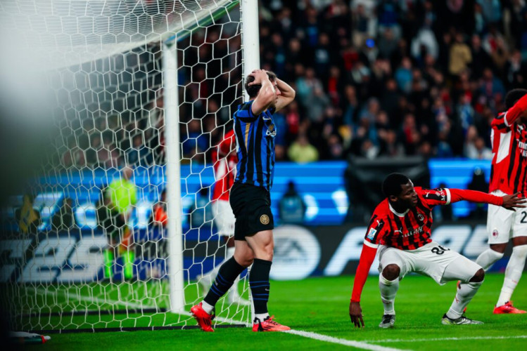 اي سي ميلان يقلب الطاولة ويحقق لقب كأس السوبر الإيطالي بعد فوزه على إنتر ميلان بنتيجة 3-2