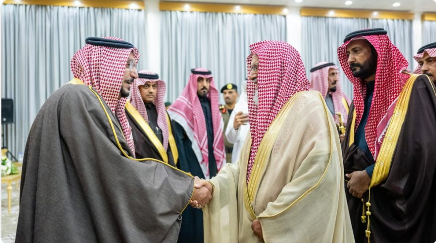 أمير القصيم يفتتح “مركز الأمير فيصل بن مشعل الحضاري”