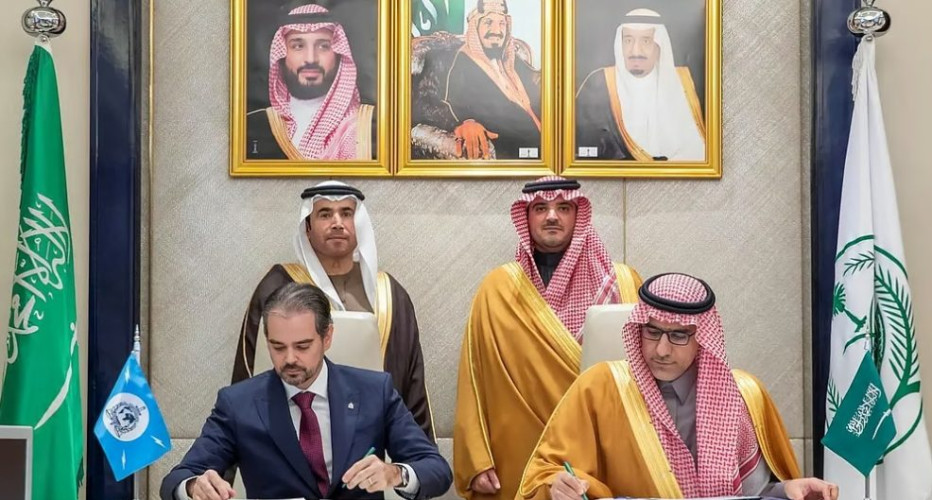 وزير الداخلية يشهد توقيع اتفاقية إنشاء مكتب إقليمي للإنتربول بالشرق الأوسط وشمال إفريقيا على أراضي السعودية
