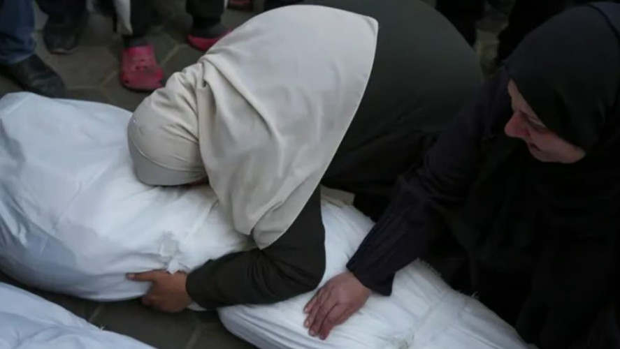 مقتل 5 فلسطينيين في قصف إسرائيلي على جنين أثناء احتفال غزة بالهدنة