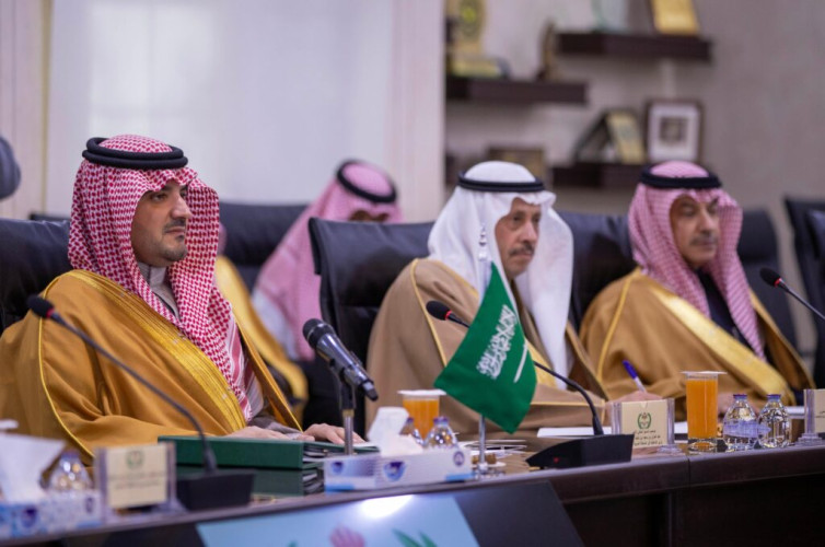 الأمير عبدالعزيز بن سعود يعقد جلسة مباحثات رسمية مع وزير الداخلية الأردني