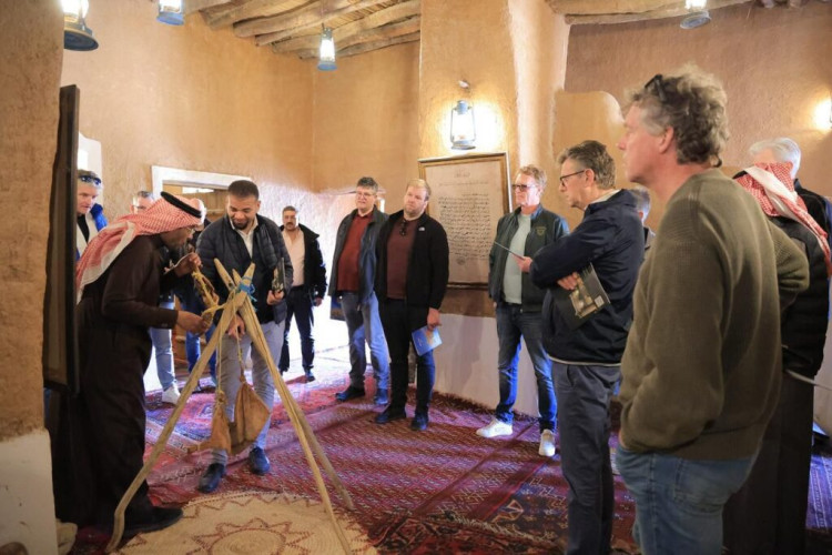 البكيرية تفتح أبوابها للعالم: وفد هولندي يستكشف التراث والآثار