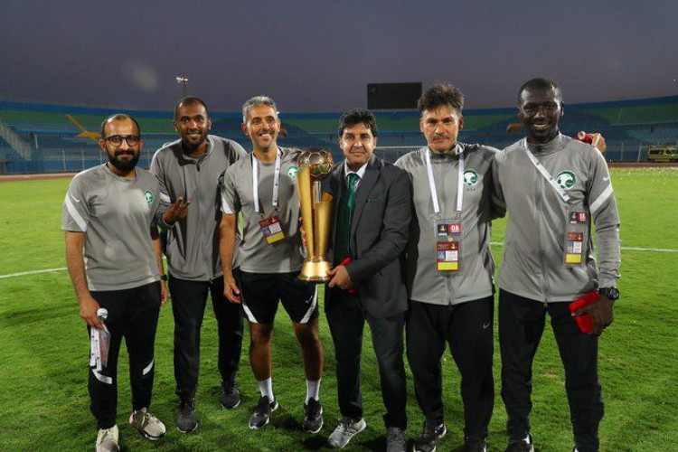 “الحزم”.. يؤكد جودة المدرب الوطني