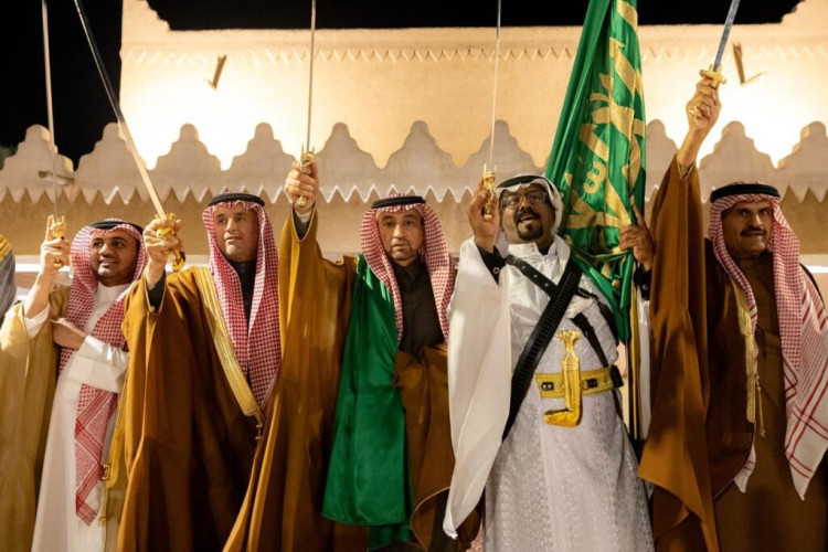 احتفاء البكيرية بيوم التأسيس: محافظ البكيرية يرعى الفعاليات الثقافية والفنية