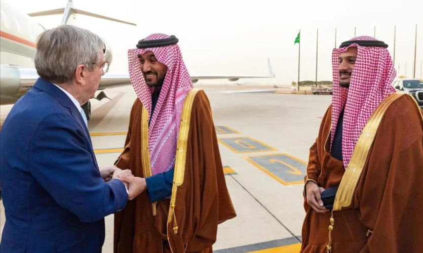 وزير الرياضة يستقبل رئيس الأولمبية الدولية في الرياض
